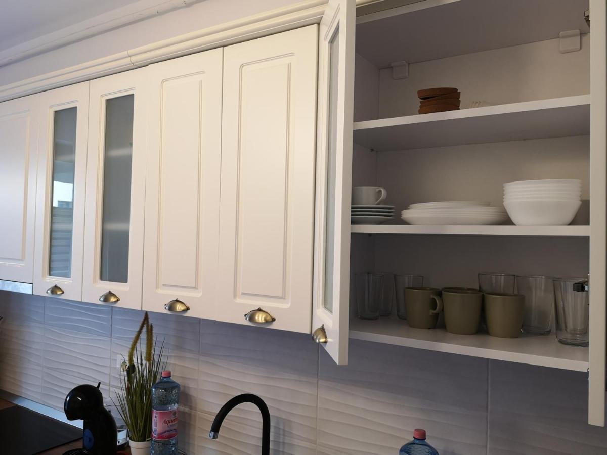 Lazo Two Room- Luxury Apartment Bucureşti Ngoại thất bức ảnh