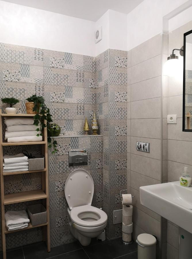Lazo Two Room- Luxury Apartment Bucureşti Ngoại thất bức ảnh